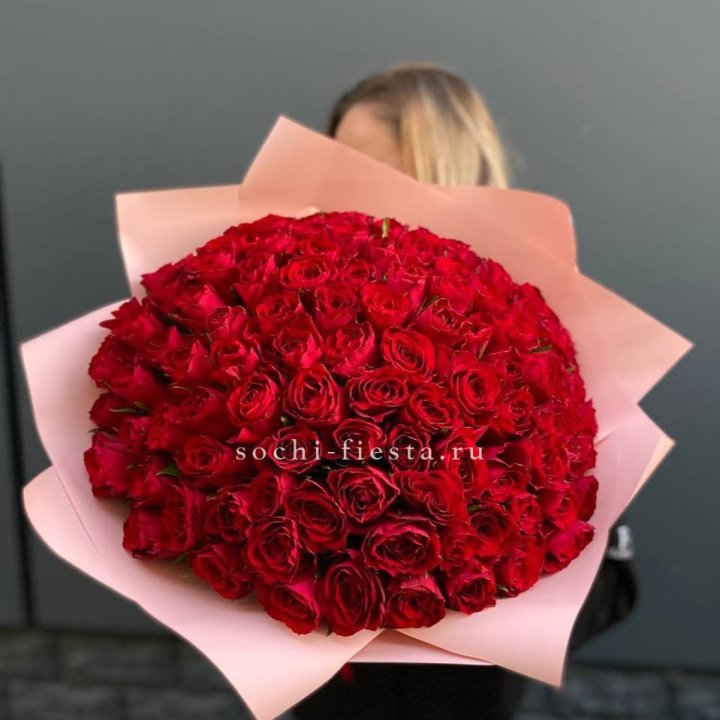 101 роза мадам ред в Томске