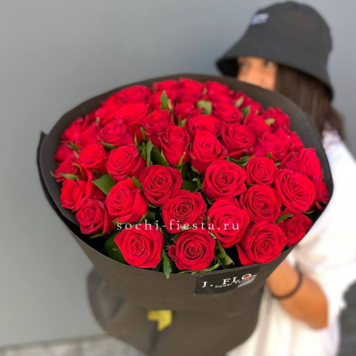 51 роза "Блек" в Томске