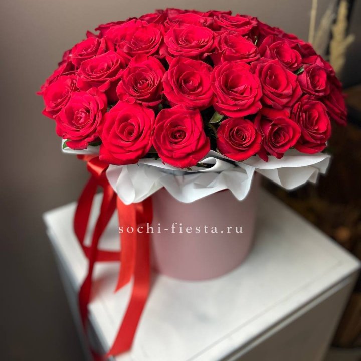 Красные розы 51шт  в коробке в Томске