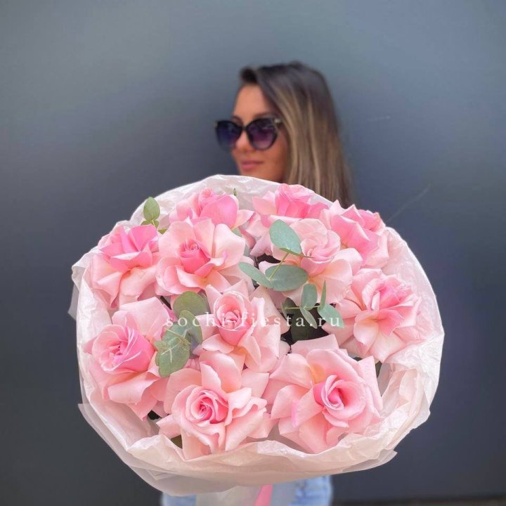 Букет роз "Минифу" в Томске