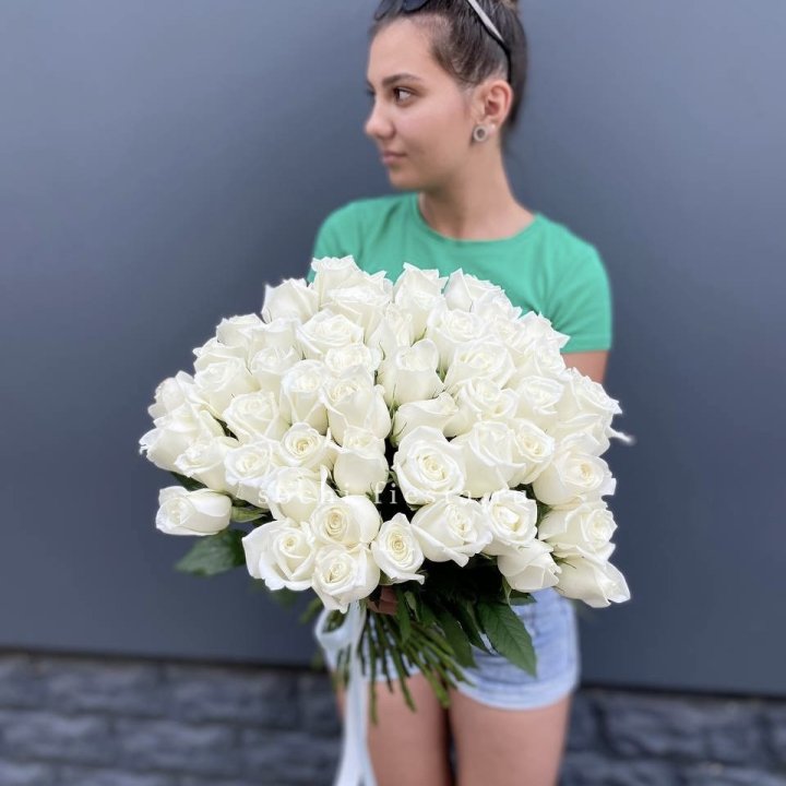 51 белая роза в Томске
