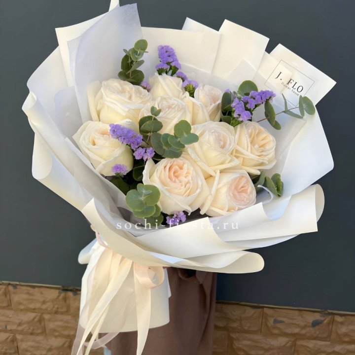 Букет из роз Вайт охара в Томске
