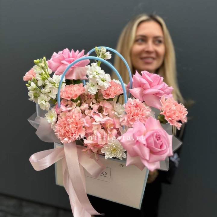 Сумочка "Бал цветов" в Томске