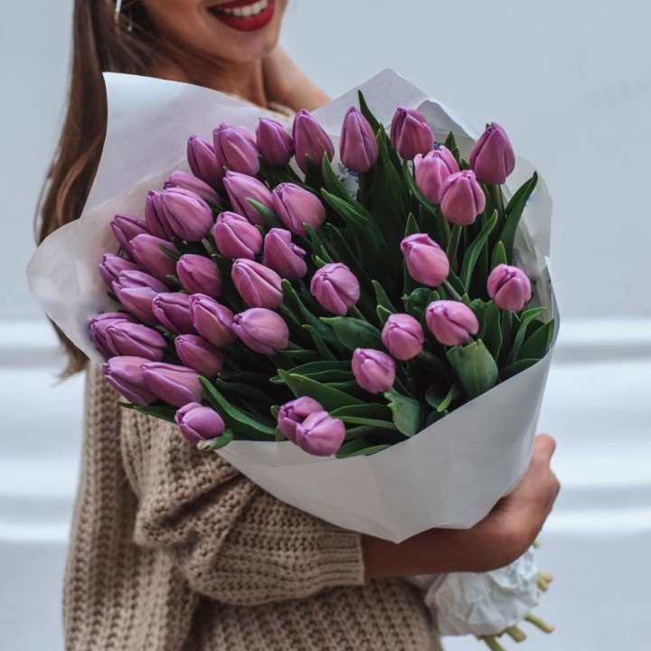 39 сиреневых тюльпанов в Томске