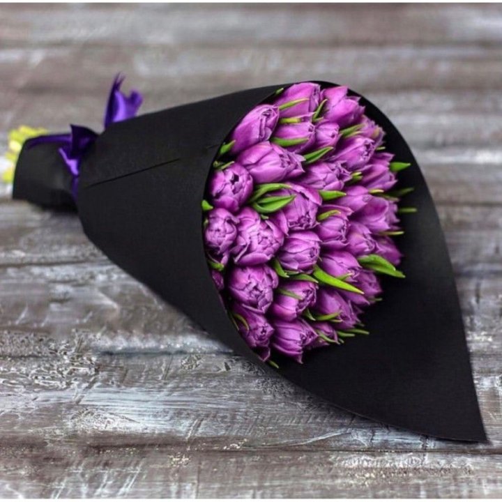 Пионовидные тюльпаны блэк в Томске